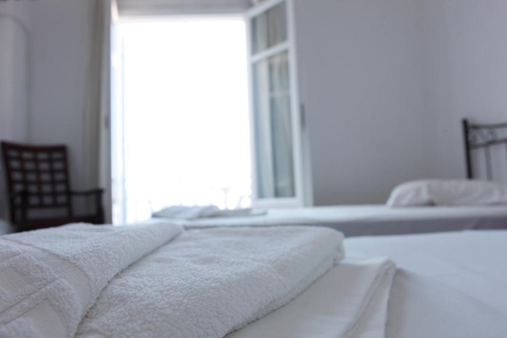 Cavos Beatnik Hotel Zambujeira do Mar Oda fotoğraf